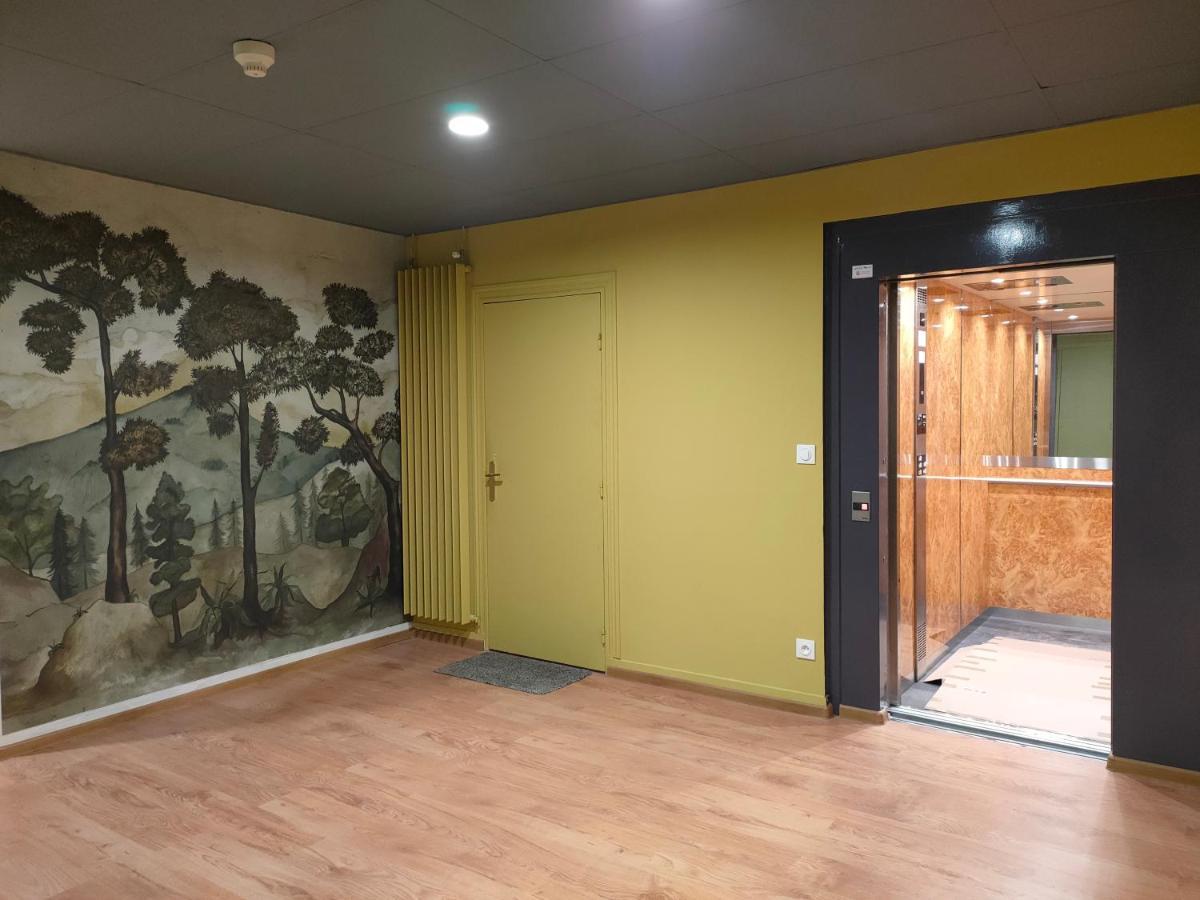 Residence Services Chateau Saint Pierre Oursin Vimont 外观 照片
