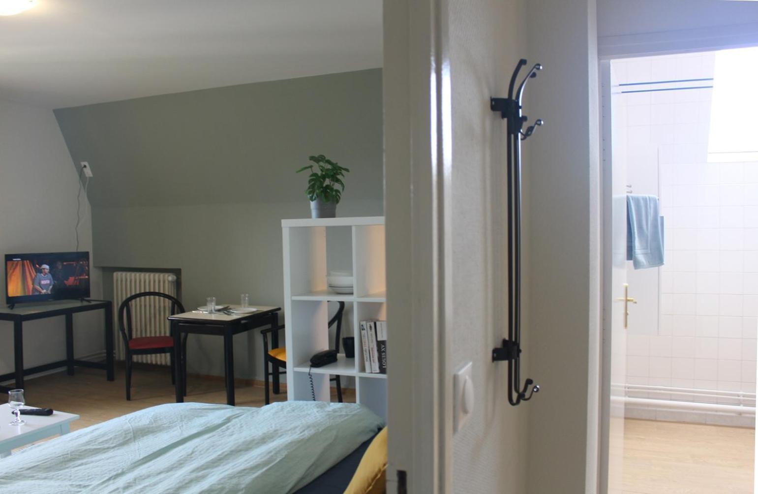 Residence Services Chateau Saint Pierre Oursin Vimont 外观 照片